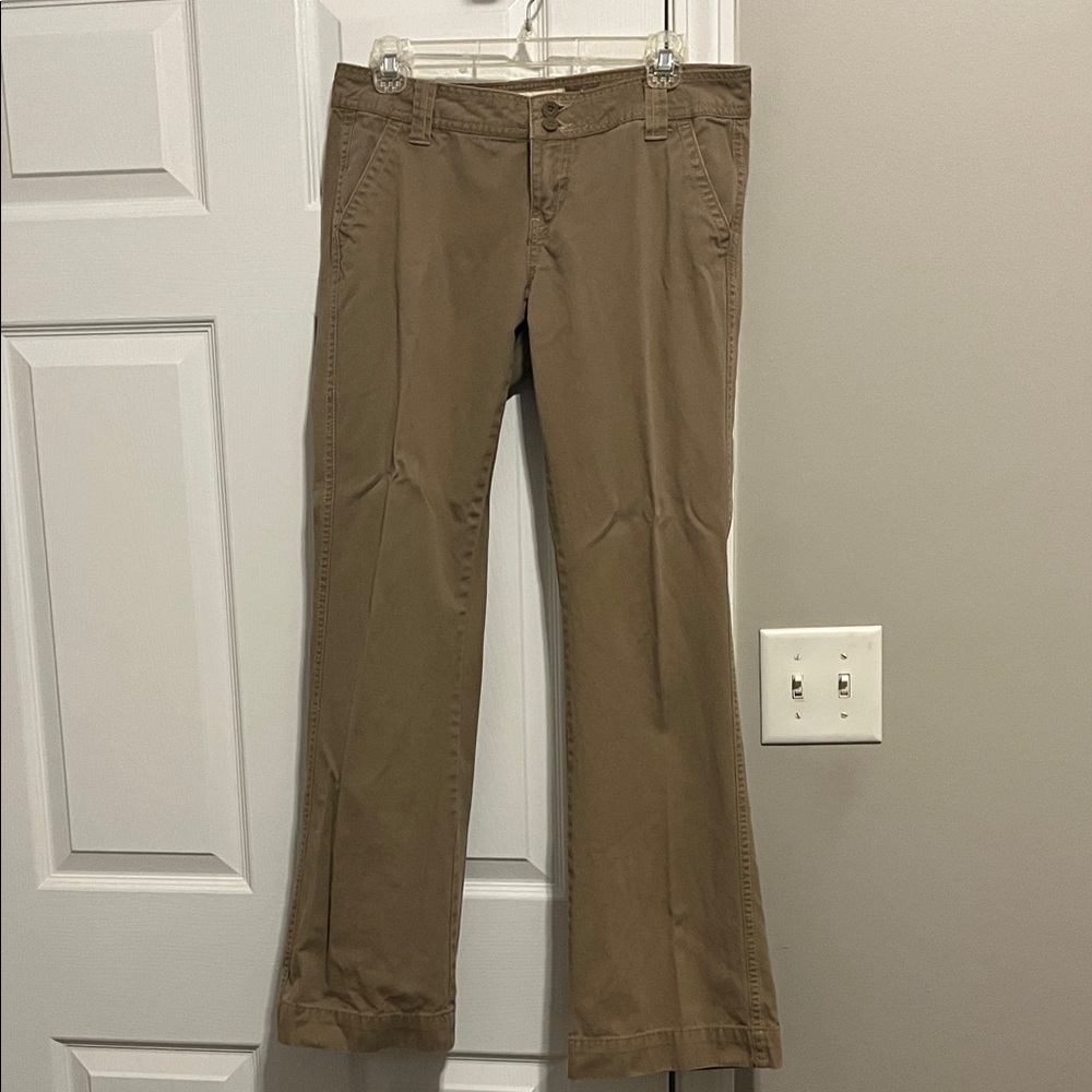 Aeropostale Tan Cotton Khakis